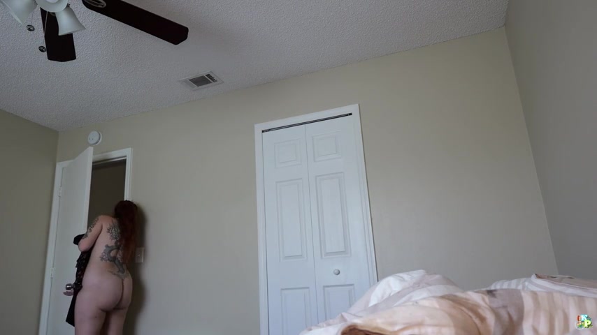 Horny Stepsister And Curious Stepmother